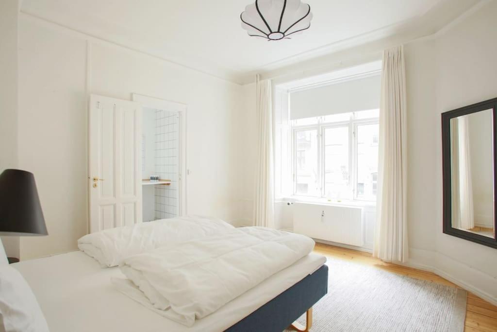 Large & Bright 3Br Apartment W Whirlpool Near Metro Copenhagen Exterior photo