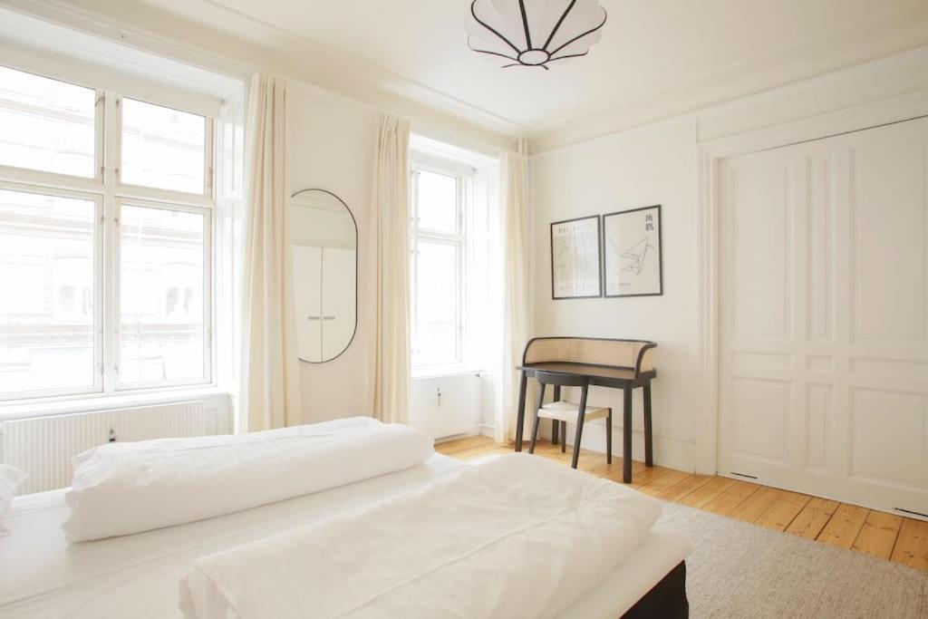 Large & Bright 3Br Apartment W Whirlpool Near Metro Copenhagen Exterior photo